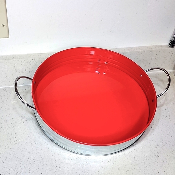 Serving Tray Galvanized Metal Red  13 inch round 2.25 inches deep - Picture 2 of 6